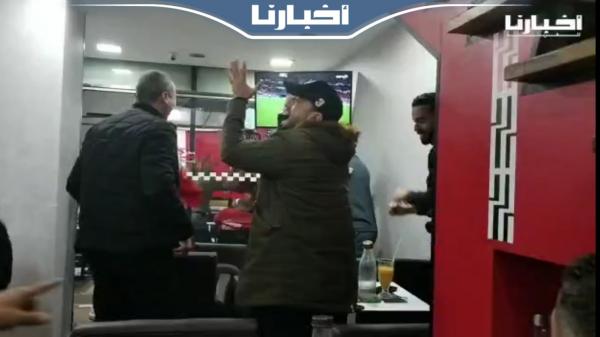 فرحة هيستيرية للجماهير المغربية بعد تصدي بونو لركلات الترجيح أمام إسبانيا